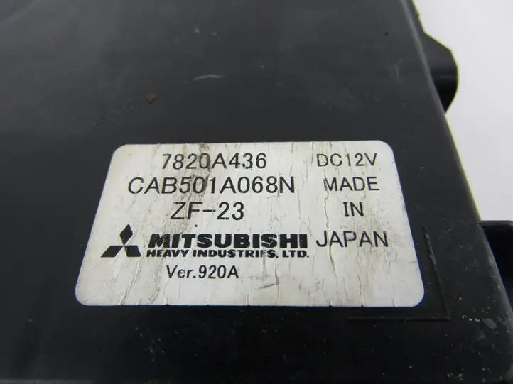 Mitsubishi Outlander (2007 - 2012) Прочие блоки управления — фото 5