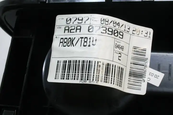 Kia Ceed (2012 - 2015) 84625A2800 Другая деталь консоли (туннеля) — фото 4