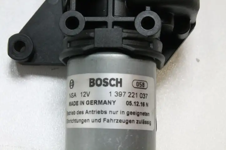 Audi A4 S4 B9 (2015 - 2019) 8W9827300 Петли крышки багажника — фото 2