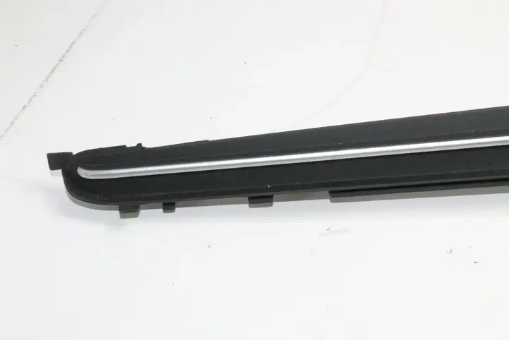 Toyota Prius (XW30) (2009 - 2015) 5547547050 Декоративная планка — фото 2