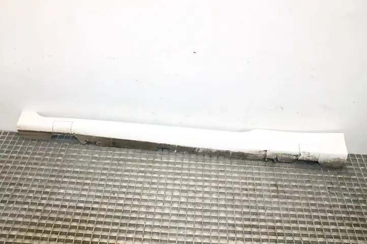 Ford Fiesta (2013 - 2017) Порог кузова — фото 1