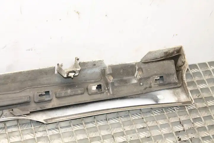 Ford Fiesta (2013 - 2017) Порог кузова — фото 2