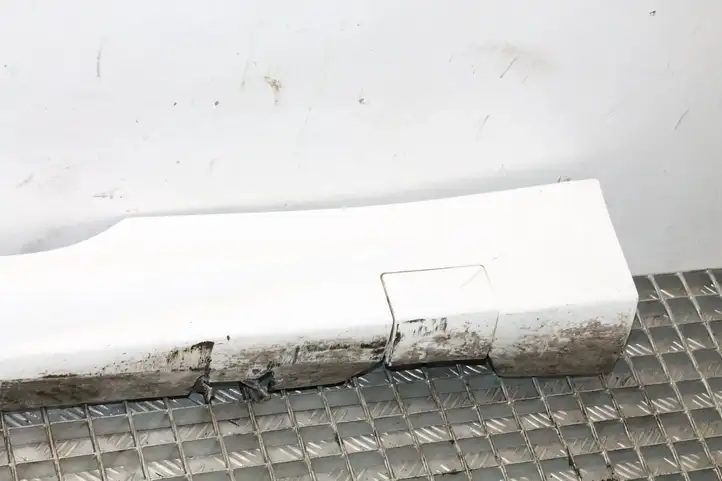 Ford Fiesta (2013 - 2017) Порог кузова — фото 8