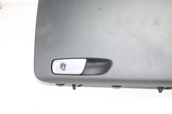 Audi A4 S4 B8 8K (2007 - 2011) 8K2857035A Вещевой ящик — фото 6