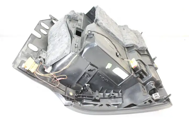 Audi A4 S4 B8 8K (2007 - 2011) 8K2857035A Вещевой ящик — фото 9