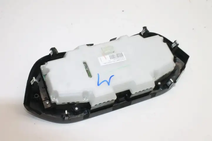 Nissan Juke I F15 (2010 - 2018) 248451KB0A Управление климат контролем — фото 6