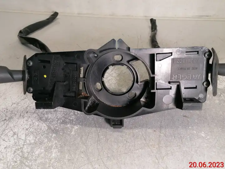 Citroen Xsara Picasso (1999 - 2012) 96172873ZL Переключатель стеклоочистителей — фото 2