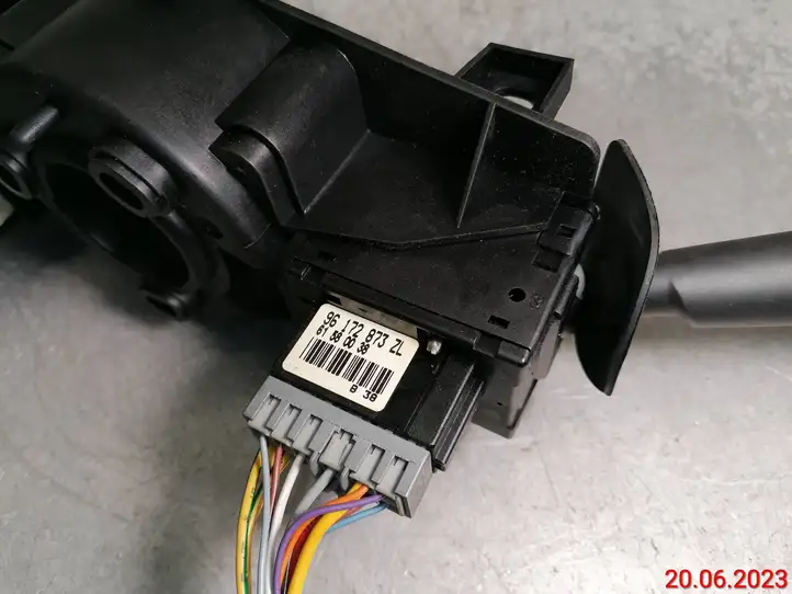 Citroen Xsara Picasso (1999 - 2012) 96172873ZL Переключатель стеклоочистителей — фото 5