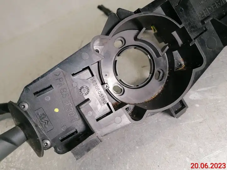 Citroen Xsara Picasso (1999 - 2012) 96172873ZL Переключатель стеклоочистителей — фото 9