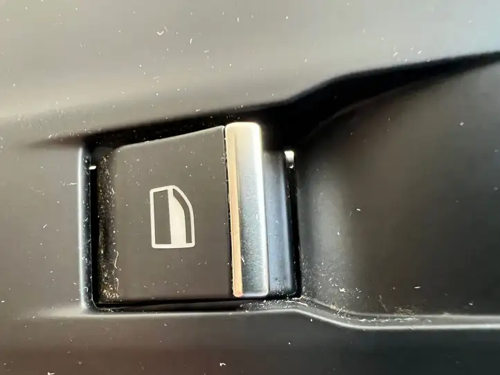 Peugeot 508 II (2018 - ) 98133944ZD Блок кнопок стеклоподъемников — фото 2