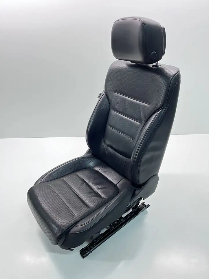 Volkswagen Touareg II (2010 - 2018) 7P6881405DR Комплект отделки дверей — фото 16