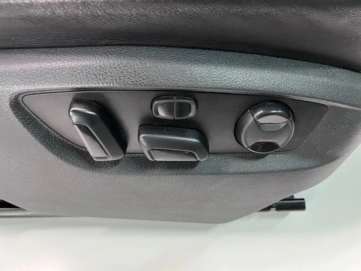 Volkswagen Touareg II (2010 - 2018) 7P6881405DR Комплект отделки дверей — фото 30