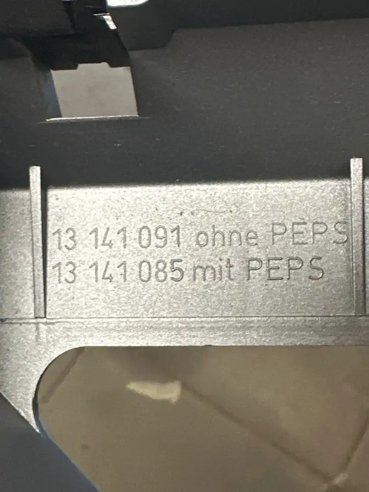 Opel Astra H (2004 - 2009) 13141085 Центральная отделка панели приборов — фото 2