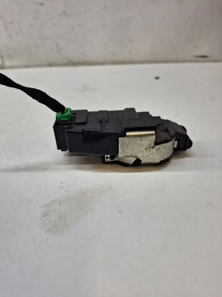 Citroen C4 I Picasso (2006 - 2013) 9671153780 Замок крышки багажника — фото 2