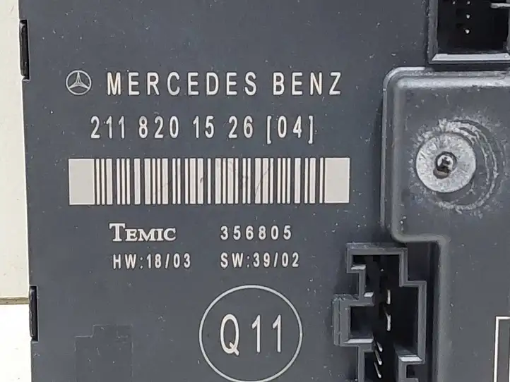 Mercedes-Benz E W211 (2002 - 2009) 2118201526 Блок управления дверью — фото 2