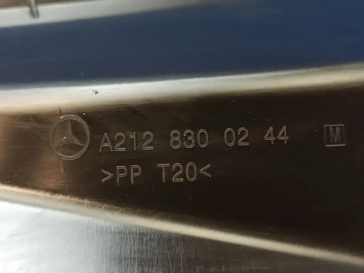 Mercedes-Benz E W212 (2009 - 2016) A2128300244 Водоотводящий лоток — фото 4