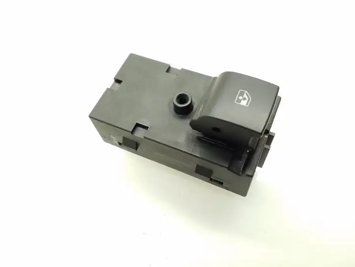 Opel Astra J (2009 - 2012) 13301888 Кнопка стеклоподъемников — фото 3