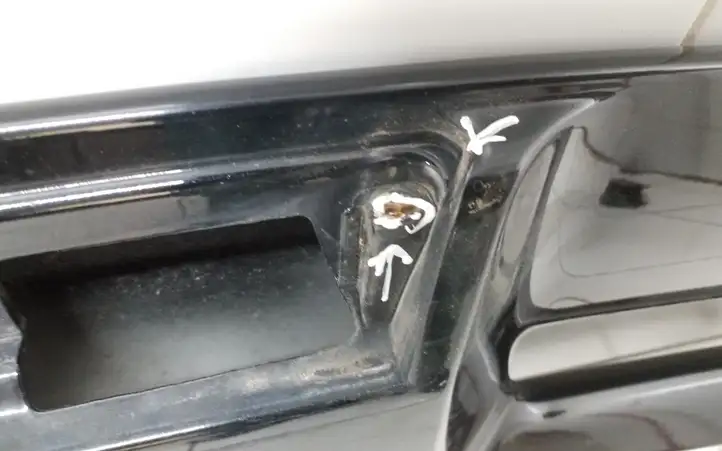 Ford Focus (2011 - 2015) Спойлер заднего стекла — фото 7