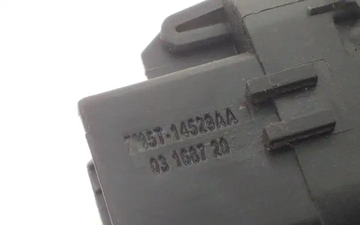 Ford Focus (2008 - 2011) 7M5T14529AA Кнопка стеклоподъемников — фото 4