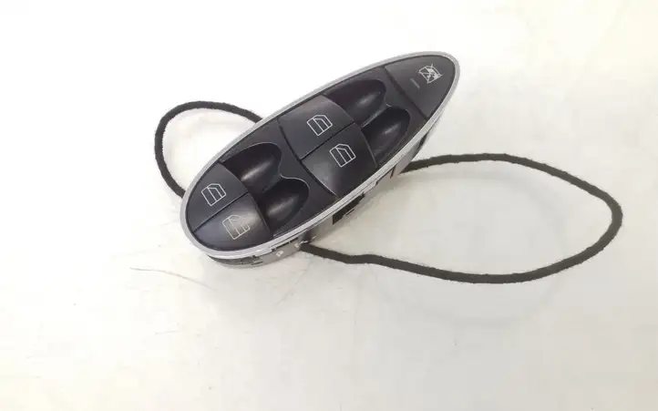 Mercedes-Benz E W211 (2002 - 2009) A2118213679 Блок кнопок стеклоподъемников — фото 1