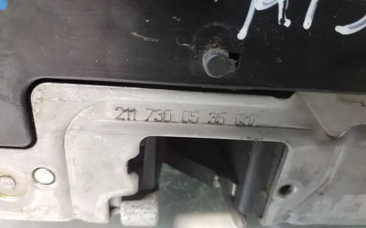 Mercedes-Benz E W211 (2002 - 2009) 2117300535Q17 Замок задней двери — фото 4