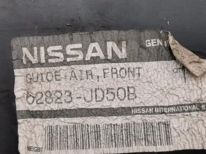 Nissan Qashqai (2006 - 2010) 62823JD50B Дефлектор воздуха — фото 6