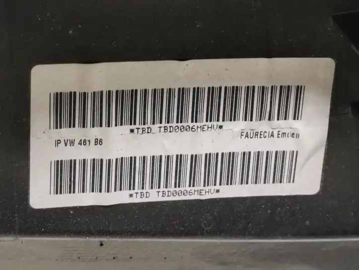 Volkswagen PASSAT B6 (2005 - 2010)  3C1857003 Панель