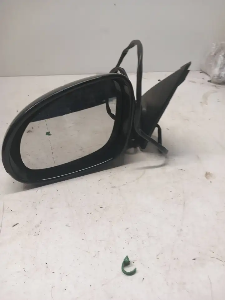 Volkswagen PASSAT B6 (2005 - 2010)   Зеркало боковое с электрическим приводом