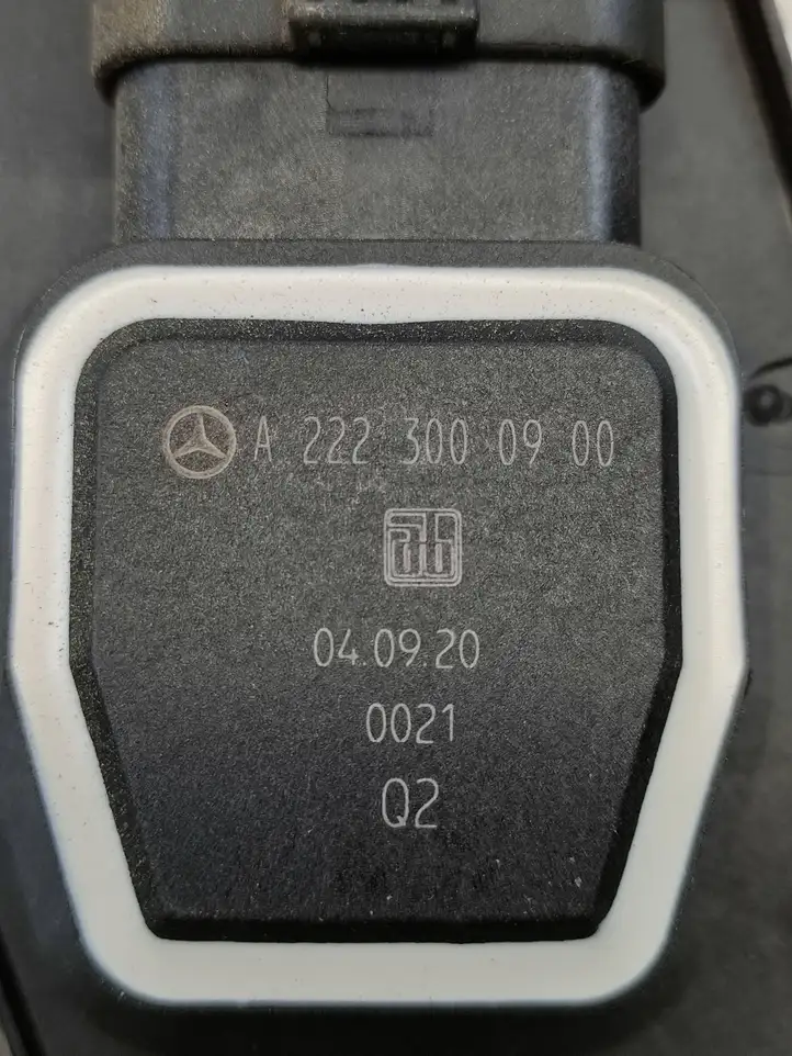 Mercedes-Benz C W204 (2007 - 2014) A2223000900 Педаль акселератора — фото 4