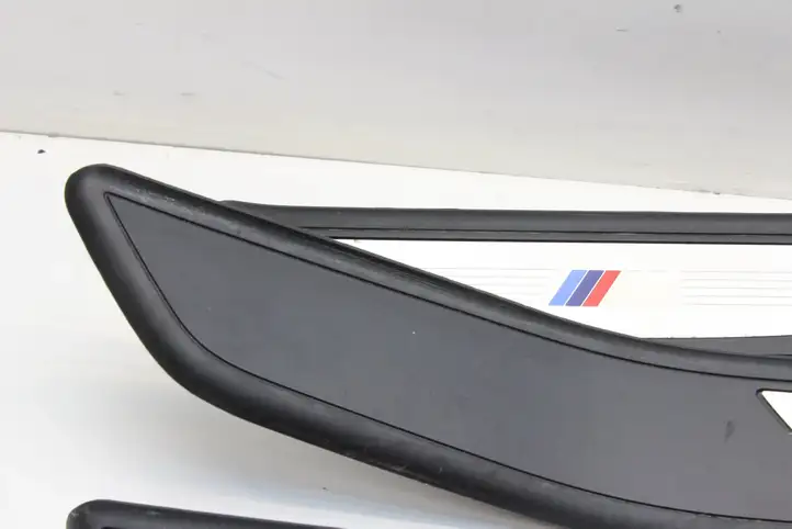 BMW 7 F01 (2008 - 2016) Накладка порога — фото 17