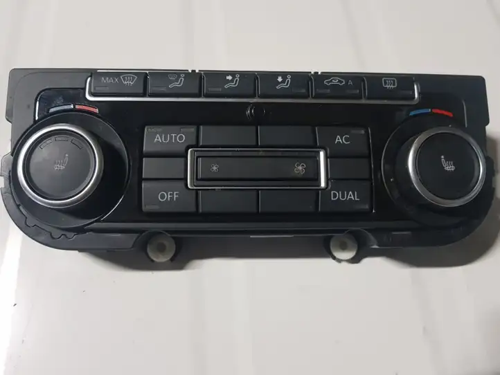 Volkswagen Golf VI (2009 - 2013) 5K0907044EA Блок управления климат-контролем — фото 1