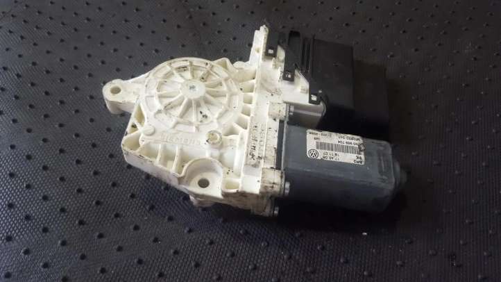 962625100 Volkswagen Tiguan Galinis varikliukas langų pakėlėjo