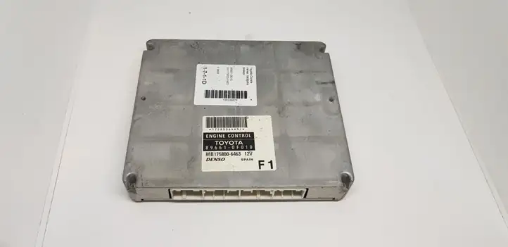 Toyota Corolla Verso AR10 (2004 - 2009) 896610F010 Блок управления двигателем (ЭБУ) — фото 1