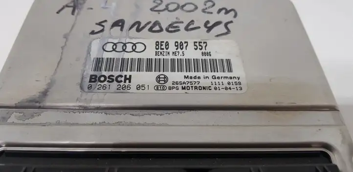 Audi A6 S6 C5 4B (1997 - 2001) 8E0907557 Блок управления двигателем (ЭБУ) — фото 2