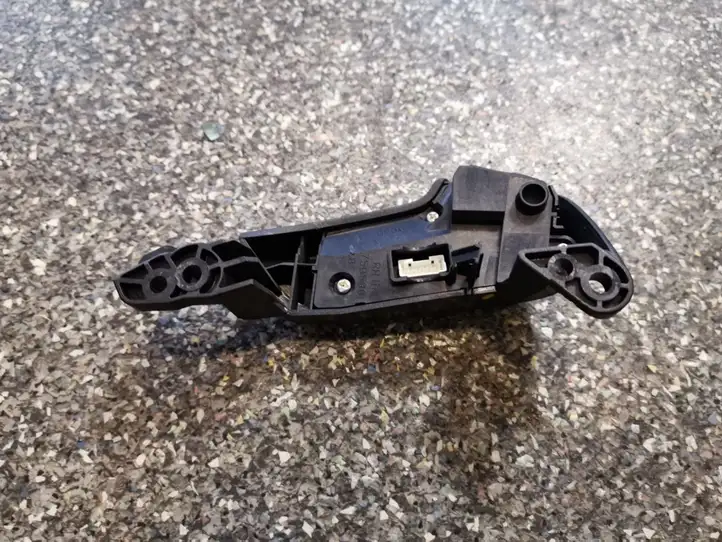 Toyota Avensis T250 (2006 - 2009) 75B596 Кнопки на рулевом колесе — фото 3
