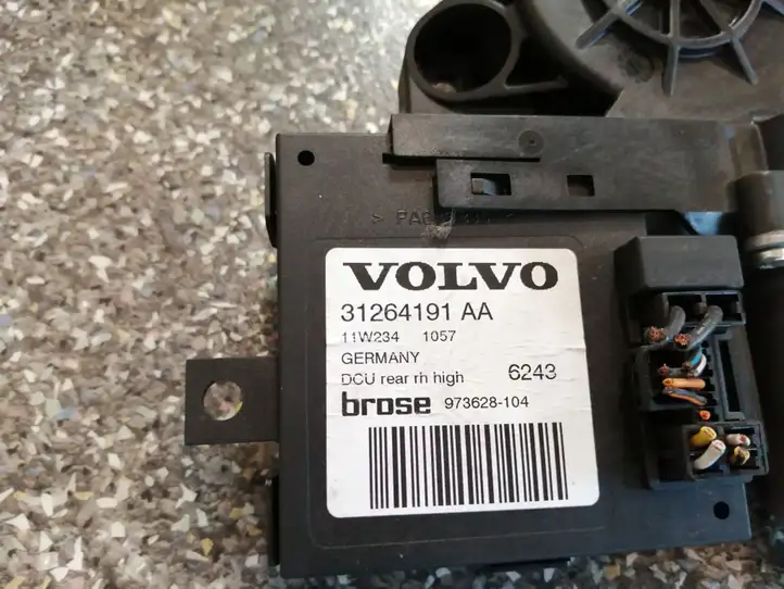 Volvo V50 (2004 - 2008) 31264191AA Стеклоподъемник задней двери — фото 2