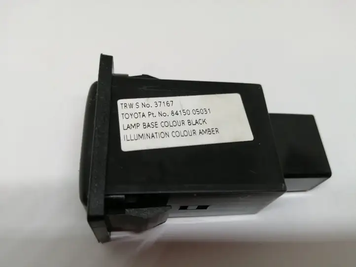 Toyota Avensis T250 (2006 - 2009) 8415005031 Другие включатели / ручки/ переключатели — фото 2
