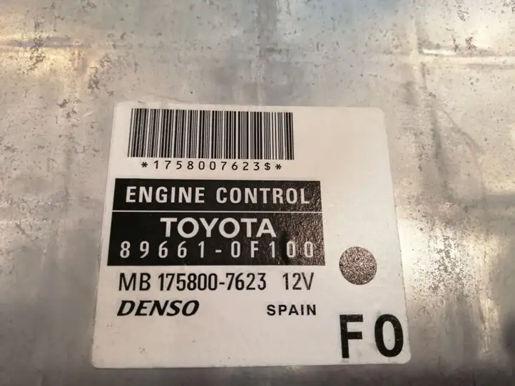 Toyota Corolla Verso AR10 (2004 - 2009) 896610F100 Блок управления двигателем (ЭБУ) — фото 3