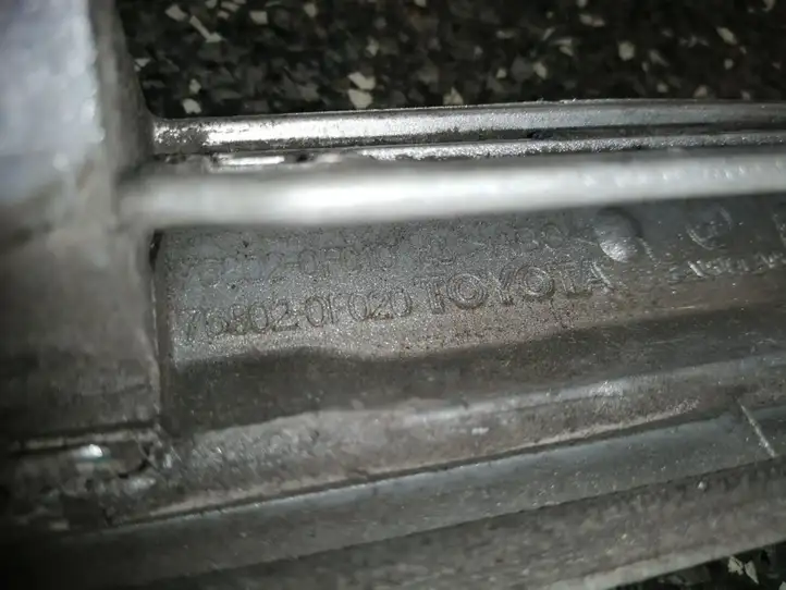 Toyota Corolla Verso AR10 (2004 - 2009) 768020F020 Подсветка номера — фото 3