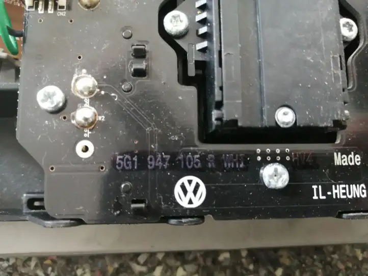 Volkswagen Golf VII (2013 - 2019) 5G1947105R Отделка консоли освещения — фото 4