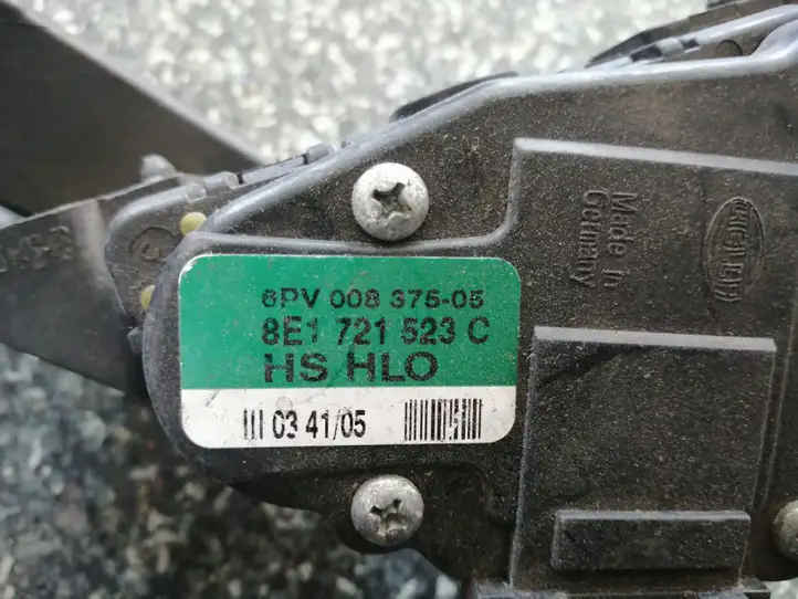 Audi A4 S4 B6 8E 8H (2000 - 2006) 8E1721523C Педаль акселератора — фото 2