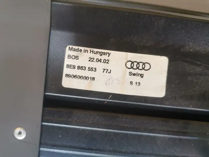 Audi A4 S4 B6 8E 8H (2000 - 2006) 8E9863553 Шторка — фото 3