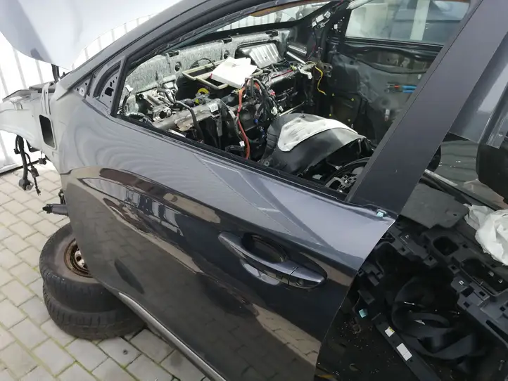 Hyundai Kona I (2017 - 2022) Дверь — фото 1