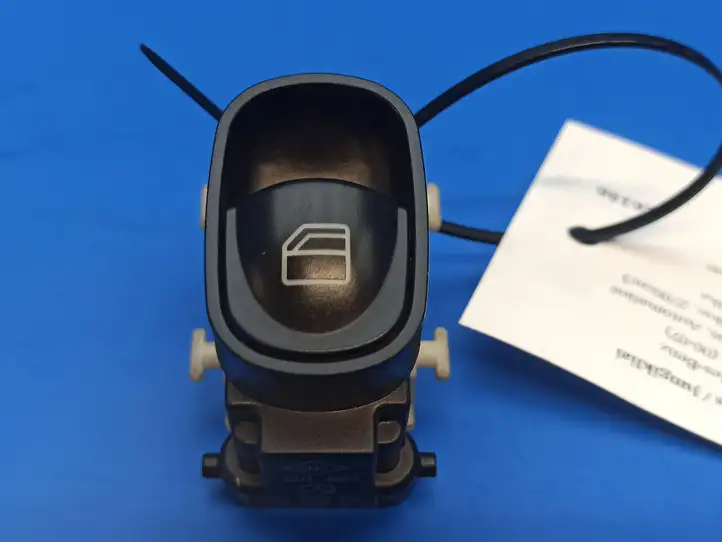 Mercedes-Benz C W203 (2000 - 2007) A2038200210 Блок кнопок стеклоподъемников — фото 1
