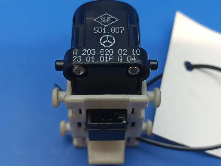 Mercedes-Benz C W203 (2000 - 2007)  A2038200210 Кнопка стеклоподъемников