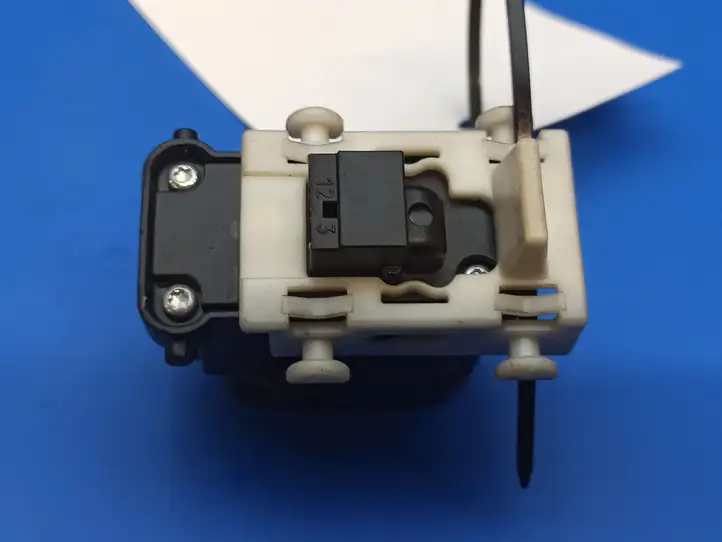 Mercedes-Benz C W203 (2000 - 2007)  A2038200210 Кнопка стеклоподъемников