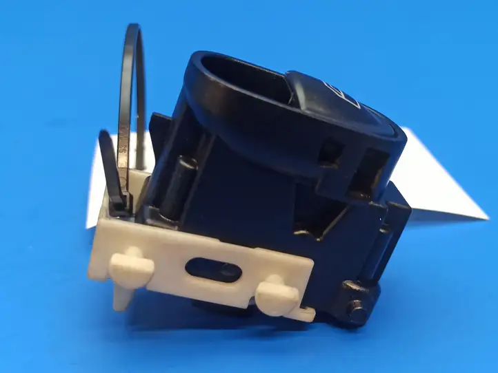 Mercedes-Benz C W203 (2000 - 2007)  A2038200210 Кнопка стеклоподъемников