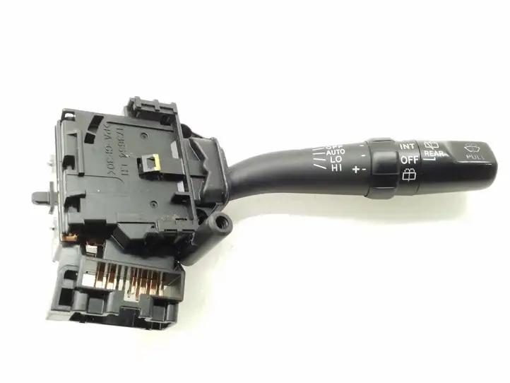 Toyota Corolla Verso E121 (2004 - 2007) 8465205170 Переключатель стеклоочистителей — фото 1