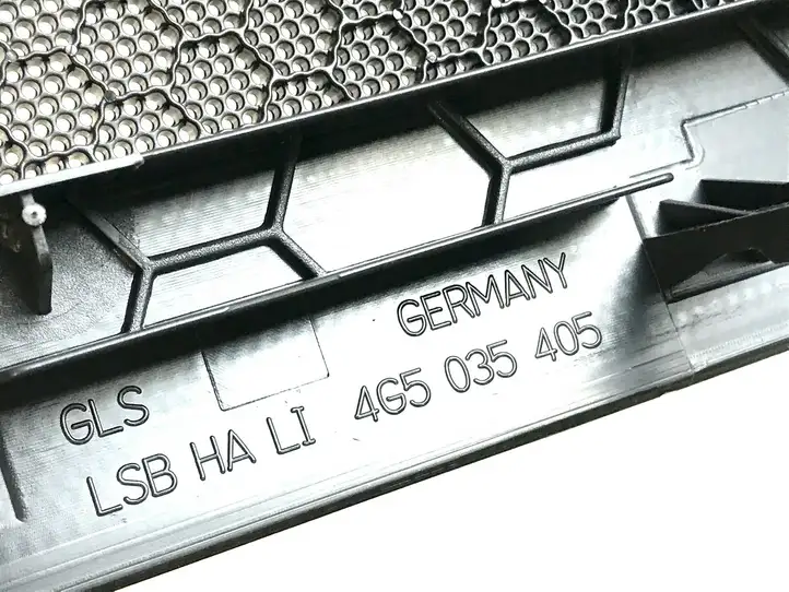 Audi A6 C7 (2011 - 2014) 4G5035405 Решетка динамика задней полки — фото 3