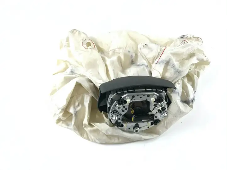 Audi A6 C7 (2011 - 2014) 4G0880201G Подушка безопасности руля — фото 2